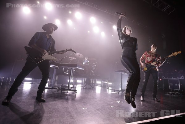 METRIC - 2023-02-03 - PARIS - Le Trianon - Emily Haines - Joules Scott-Key - James Shaw - Joshua Winstead